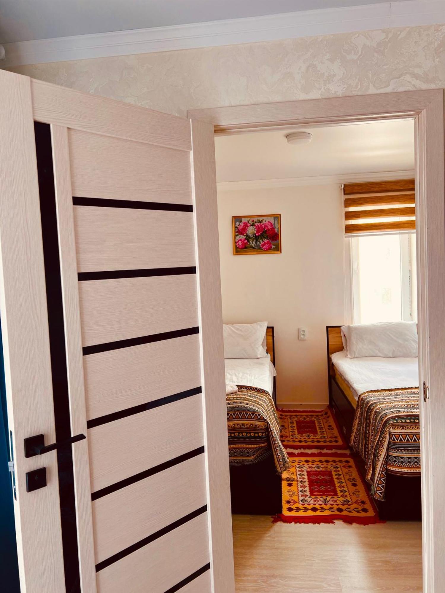 Tumar Guest House Naryn Εξωτερικό φωτογραφία